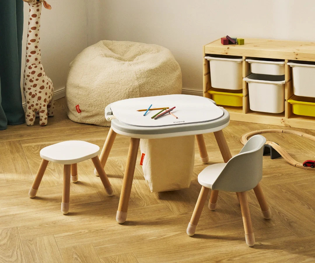 Spieltisch & Stuhl Set