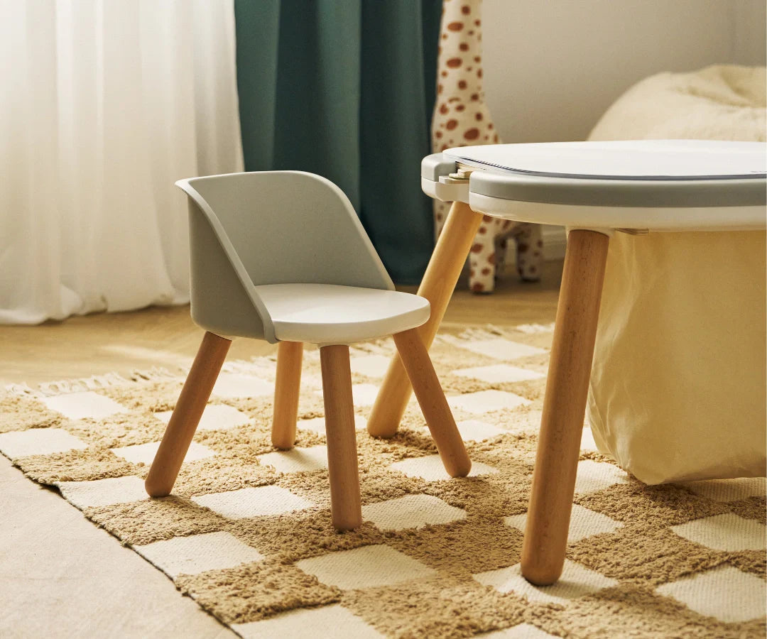 Spieltisch & Stuhl Set
